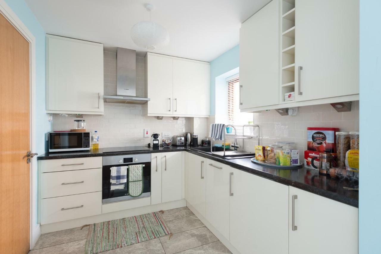 Spacious 2-Bedroom Apartment Near O'Connell St Дъблин Екстериор снимка
